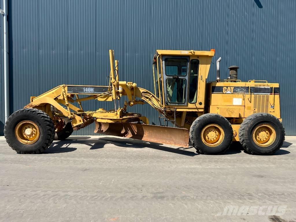 CAT 140H معدات تمهيد الطرق