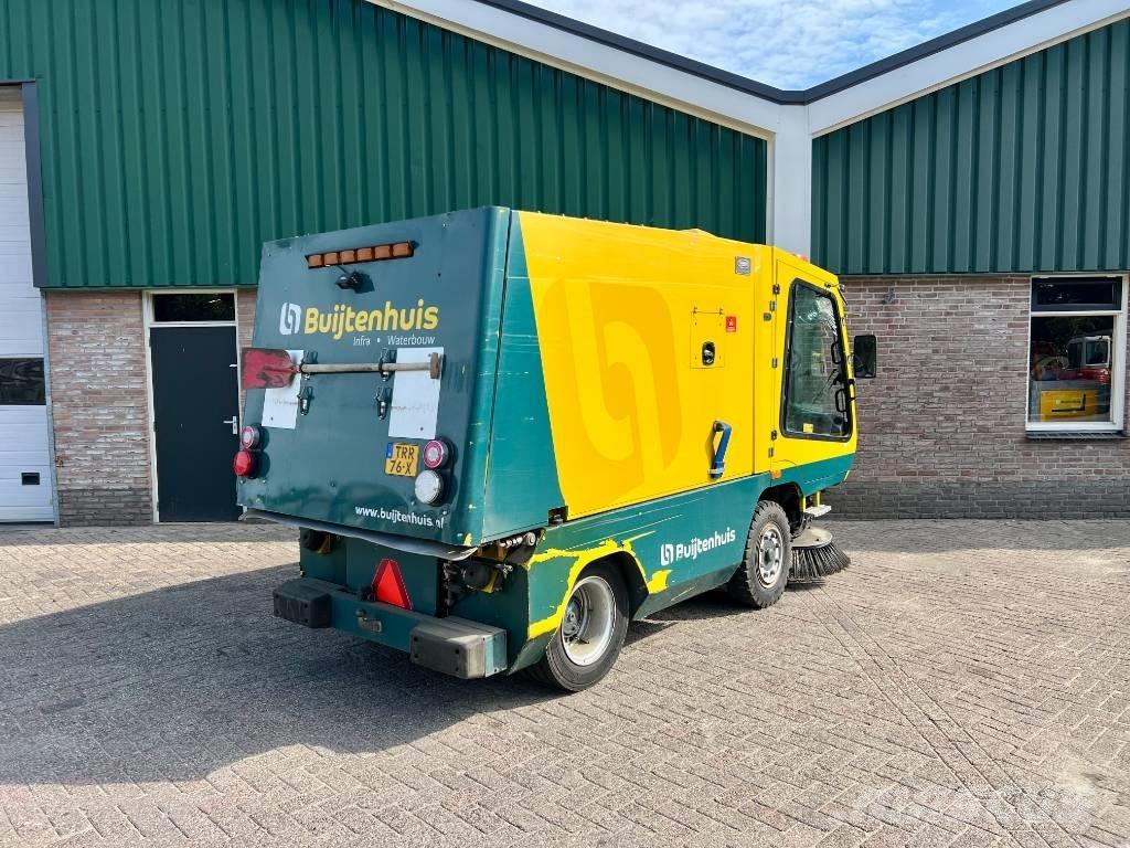 Tennant A85 كناسات