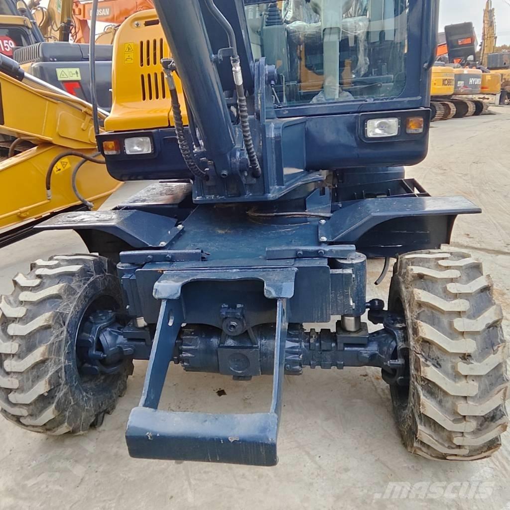 Hyundai Robex 60 W حفارات بعجل