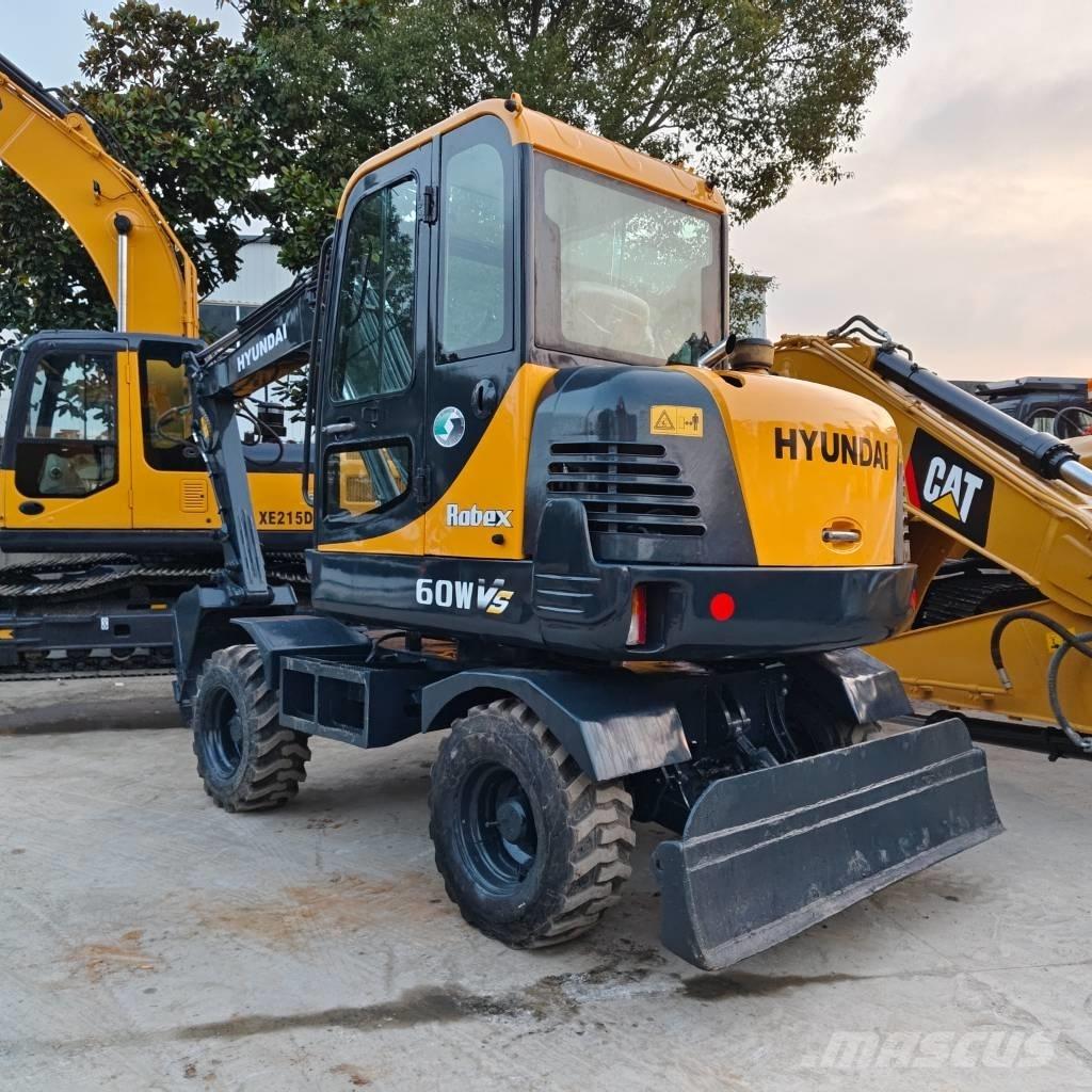 Hyundai Robex 60 W حفارات بعجل