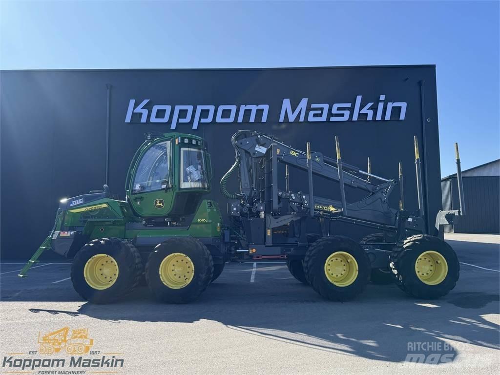 John Deere 1010G شاحنات