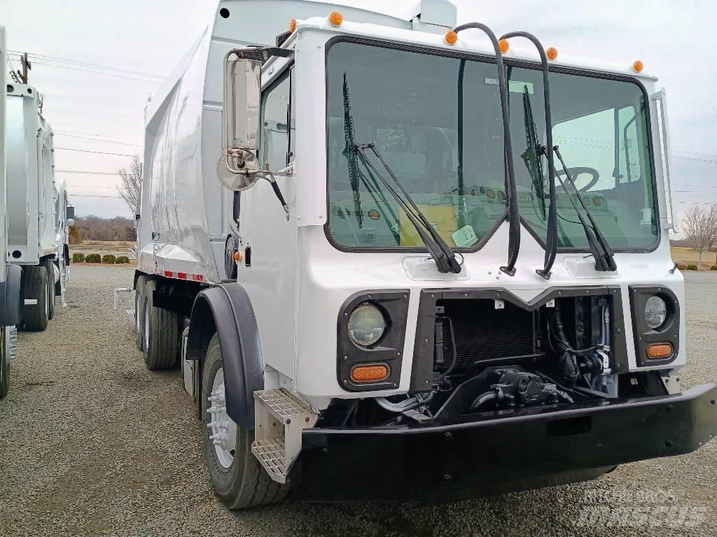 Mack MRU613 شاحنات المخلفات