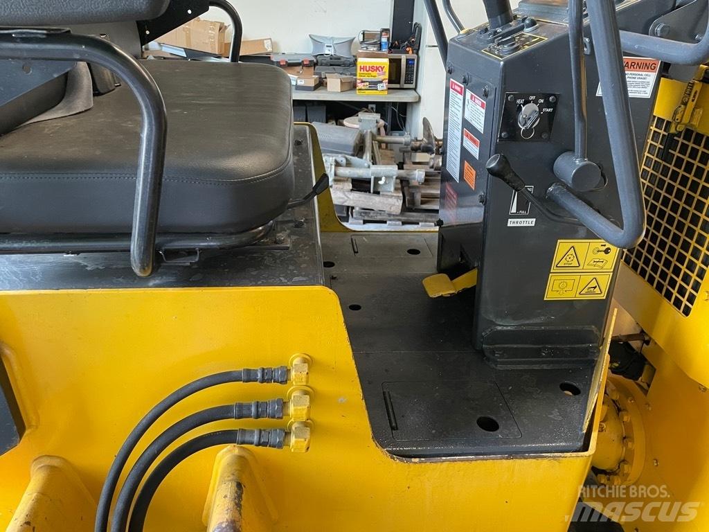 Sakai SW 320-1 مداحل ثنائية الاسطوانة