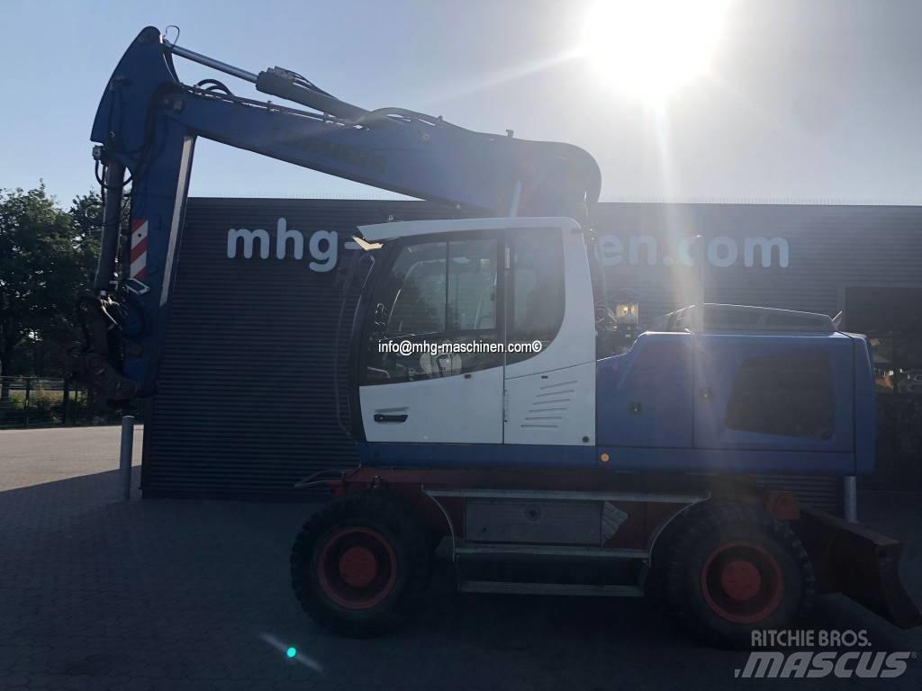 Liebherr A 920 حفارات بعجل
