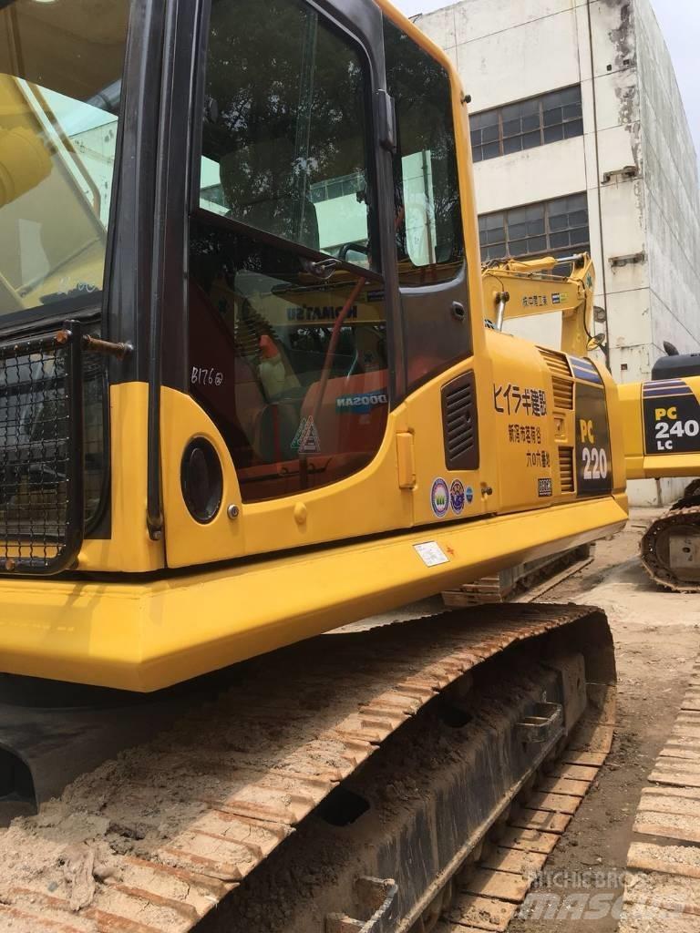 Komatsu pc200-8 حفارات زحافة