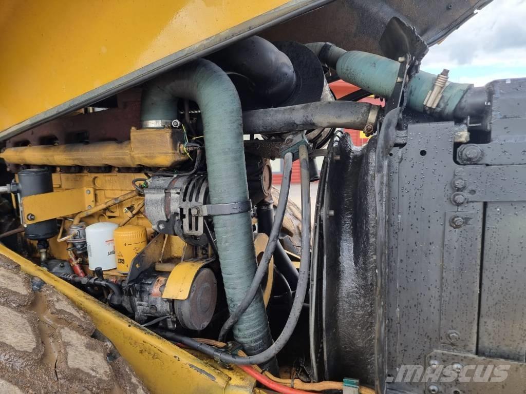 CAT CS 683 E مداحل أحادية الأسطوانة