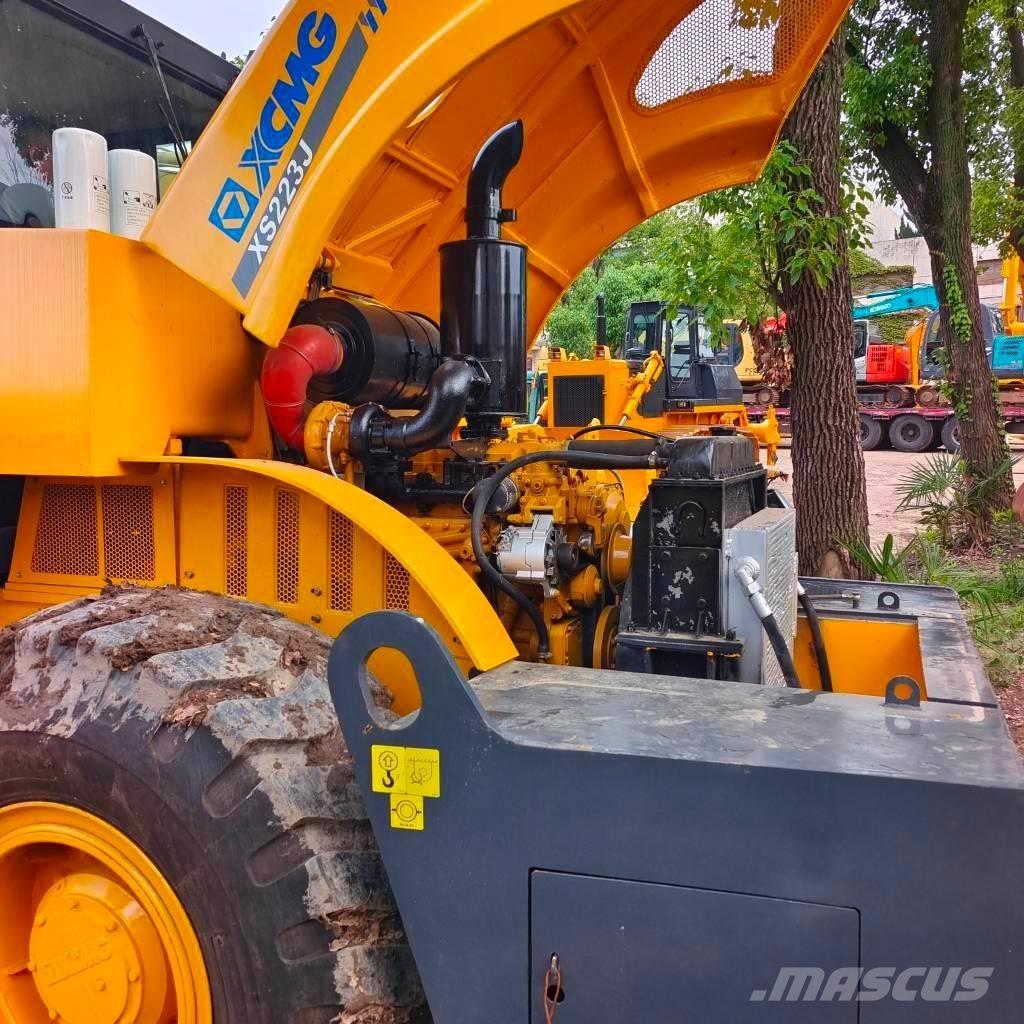 XCMG XS 223 J مداحل أحادية الأسطوانة