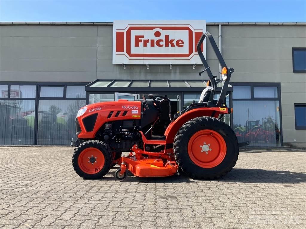 Kubota LX 351 جرارات مدمجة
