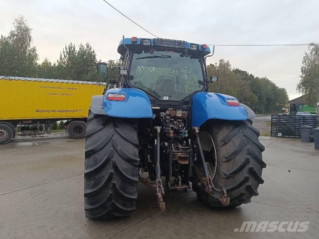 New Holland T 7050 الجرارات