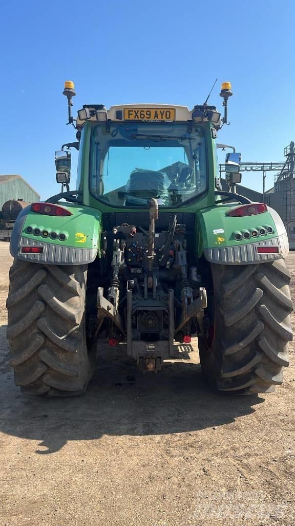 Fendt 720 Vario S4 الجرارات