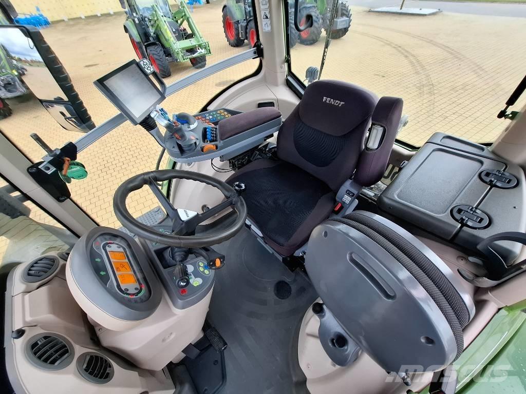 Fendt 828 Profi Plus الجرارات