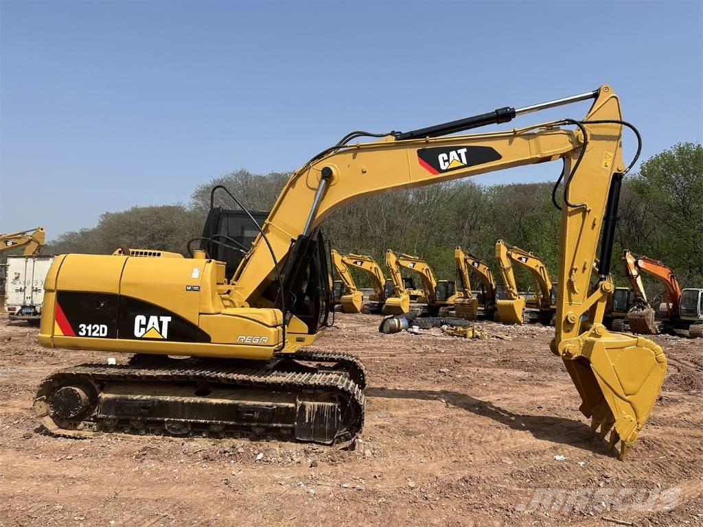 CAT 312 D حفارات زحافة