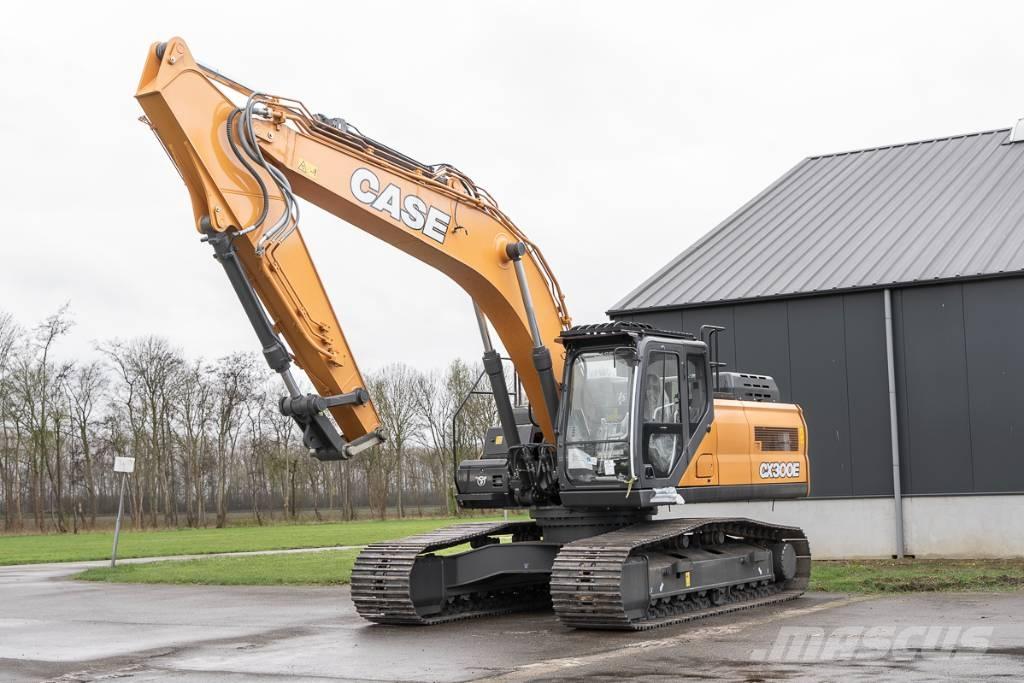 CASE CX 300 E حفارات زحافة