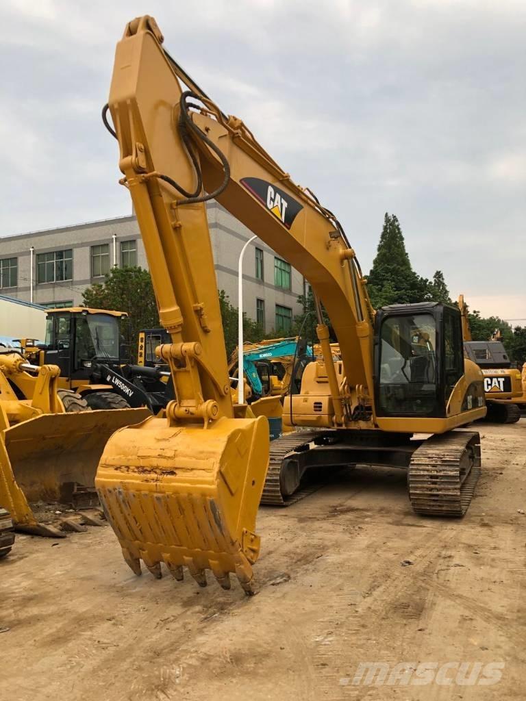 CAT 320CL حفارات زحافة