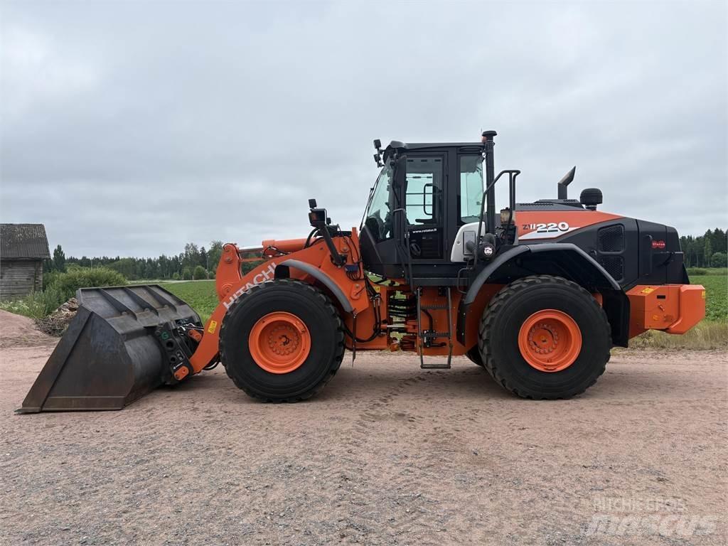 Hitachi ZW 220-6 لوادر بعجل