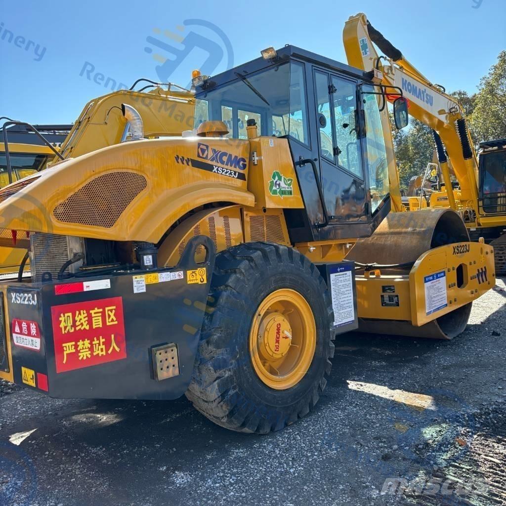 XCMG XS 223 J مداحل أحادية الأسطوانة