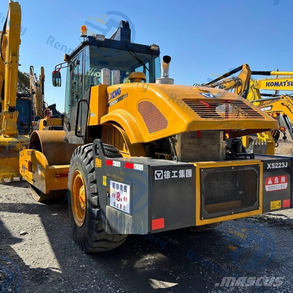 XCMG XS 223 J مداحل أحادية الأسطوانة