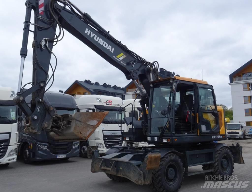 Hyundai HW 170 ACR حفارات بعجل