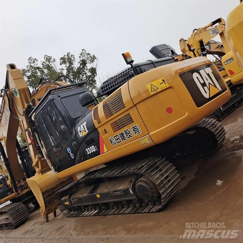 CAT 330 D حفارات زحافة