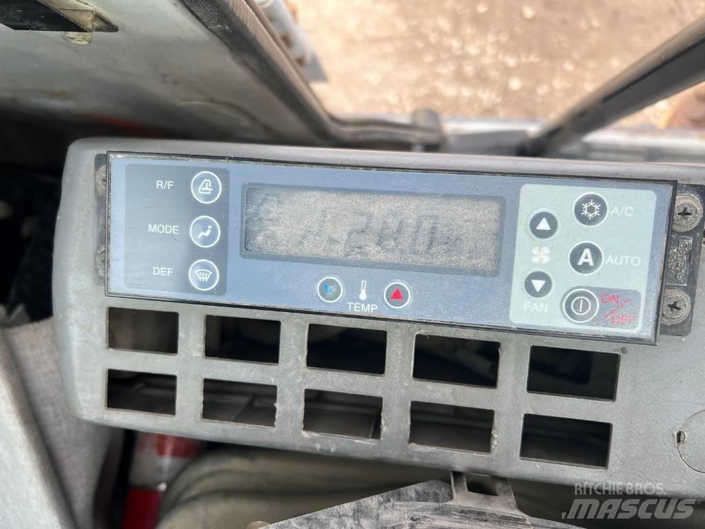 Kobelco SK 200-6 E حفارات زحافة