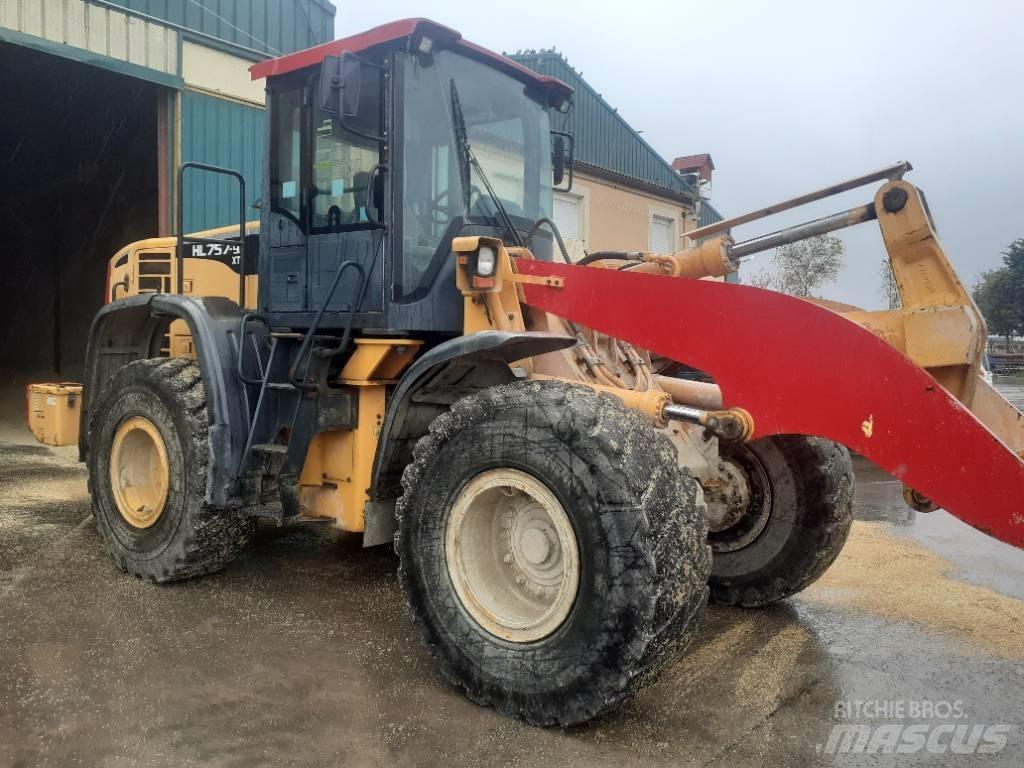 Hyundai HL 757-9 A لوادر بعجل