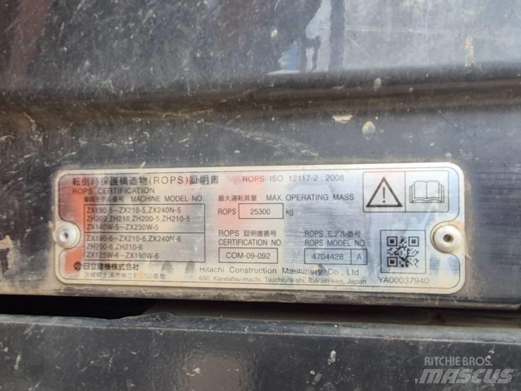 Hitachi ZX 170 W-6 حفارات بعجل