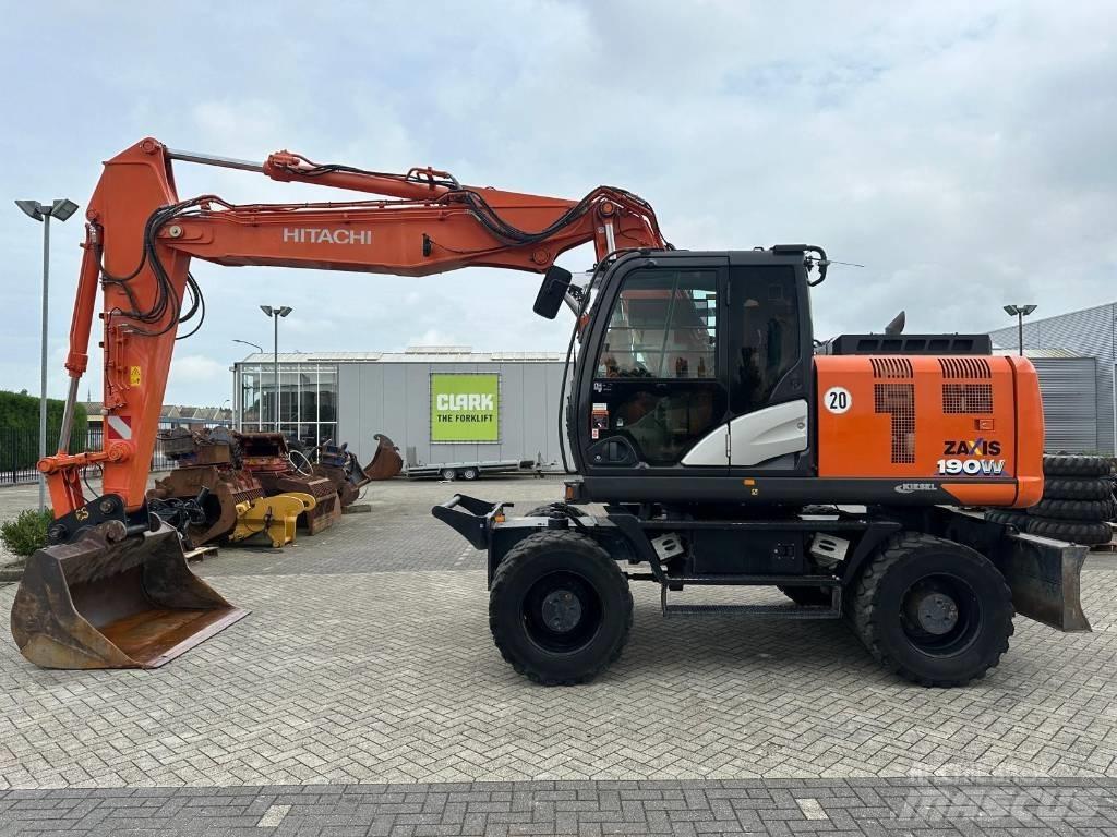 Hitachi ZX190W-6 حفارات بعجل