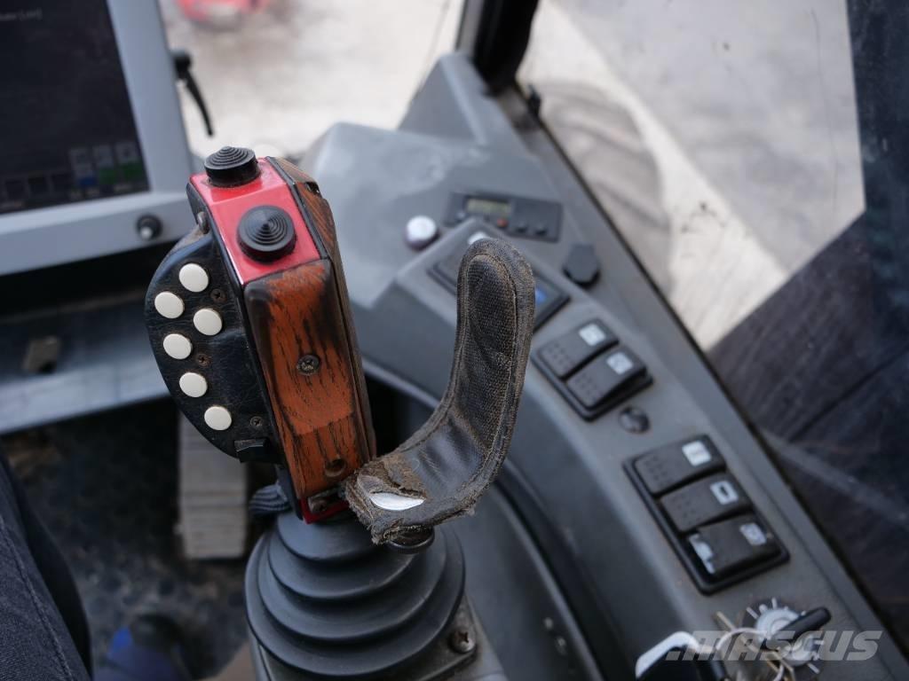 Valmet 911.3 حصادات