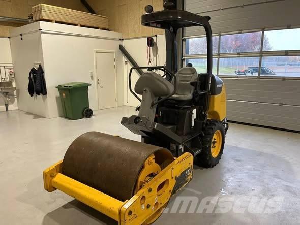 Volvo SD 25 مداحل أحادية الأسطوانة