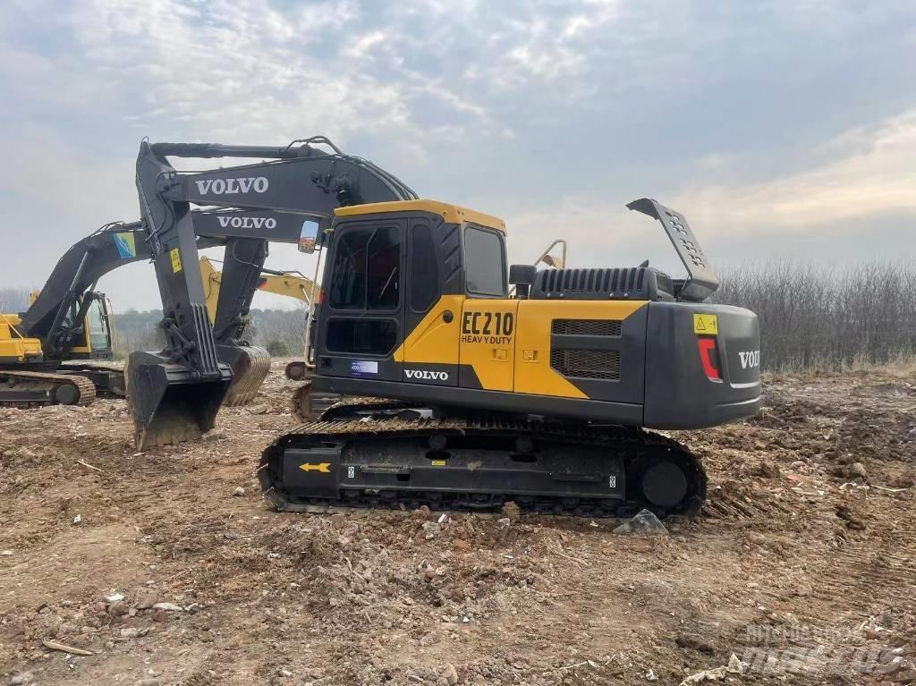 Volvo EC 210 D حفارات زحافة