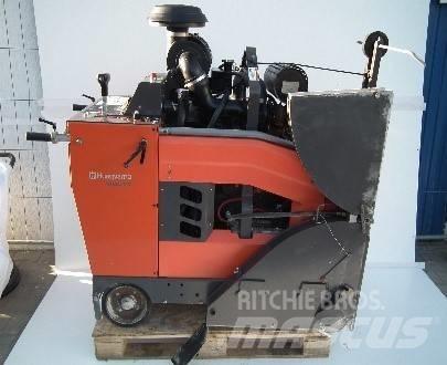 Husqvarna FS 6000D أخرى