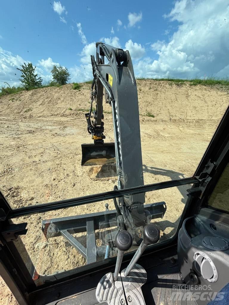 Volvo ECR 25 D حفارات صغيرة أقل من 7 طن (حفارات صغيرة)