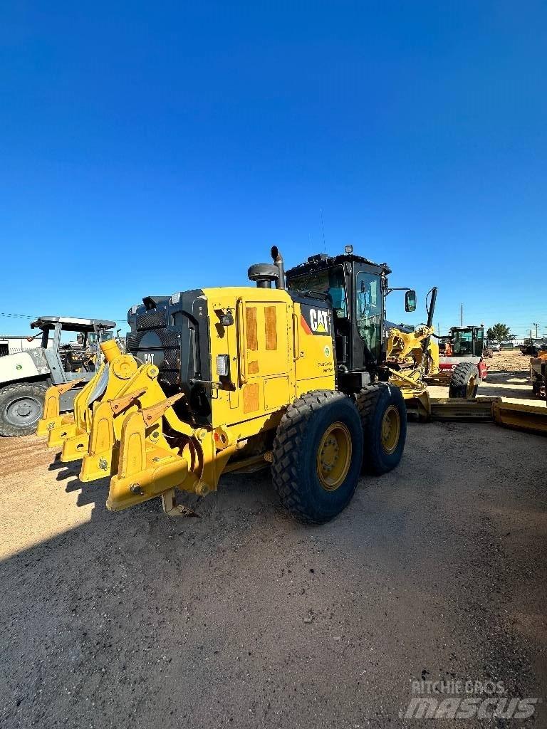 CAT 12 M 2 معدات تمهيد الطرق