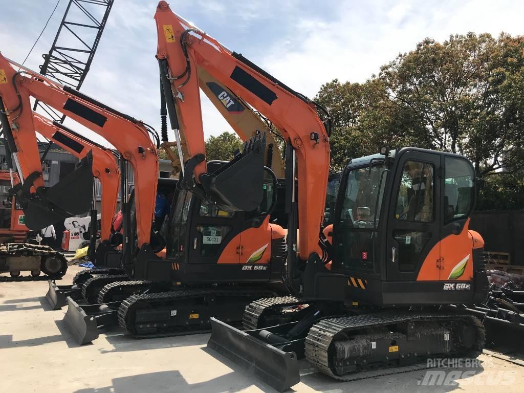 Doosan DX 60 حفارات صغيرة أقل من 7 طن (حفارات صغيرة)