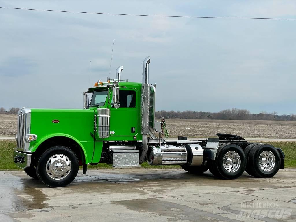 Peterbilt 389 وحدات الجر