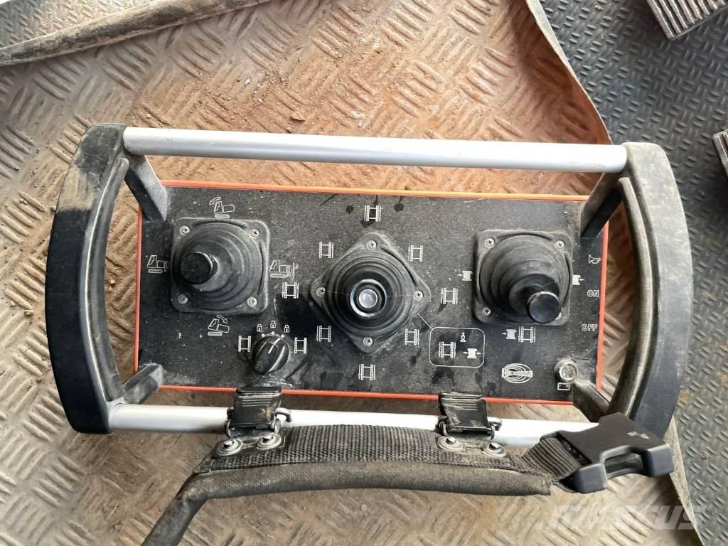 Sandvik Ranger DX800 معدات الثقب السطحي