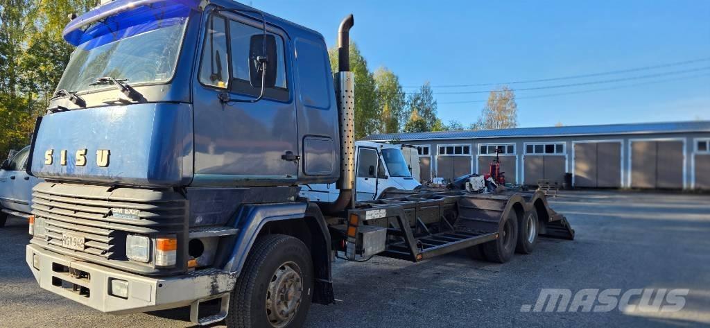 Sisu SM 300 شاحنات نقل آلة الغابات