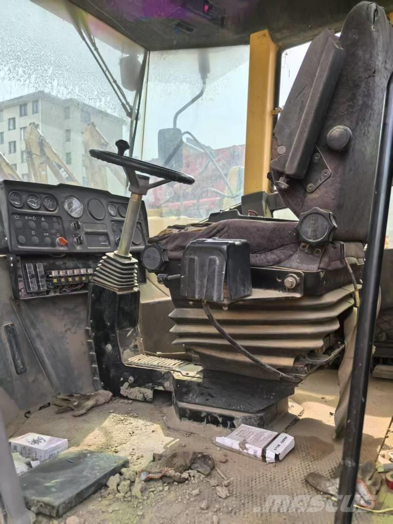 Dynapac CA 602 مداحل أحادية الأسطوانة