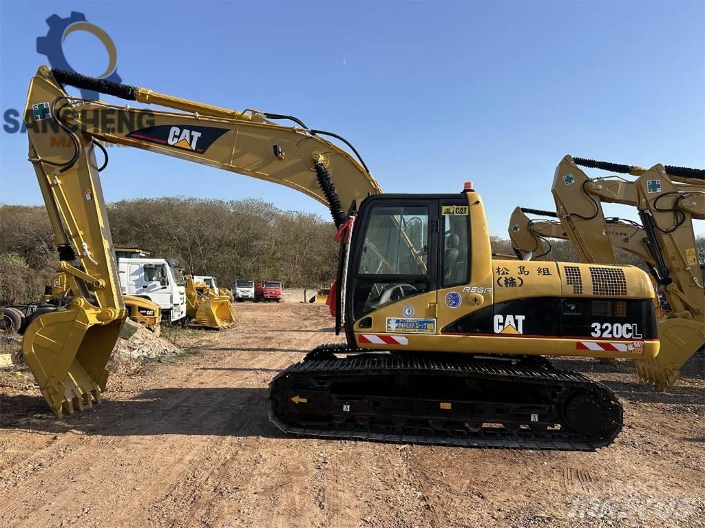 CAT 320 C L حفارات زحافة