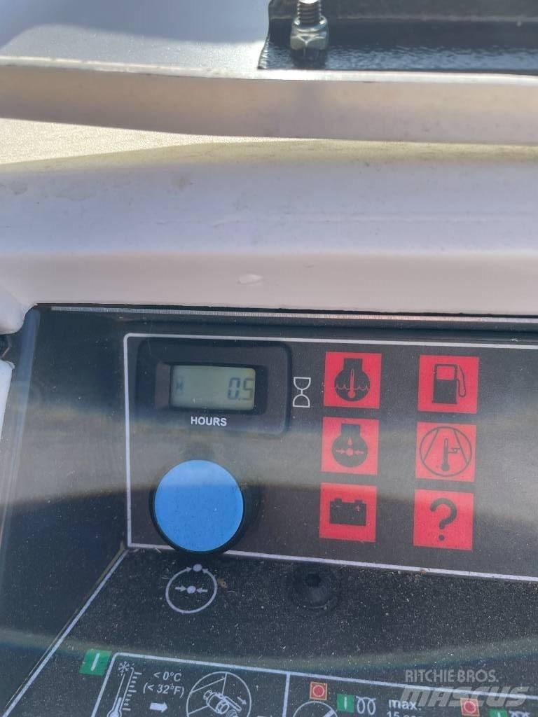 Bobcat PA7.3G مكابس