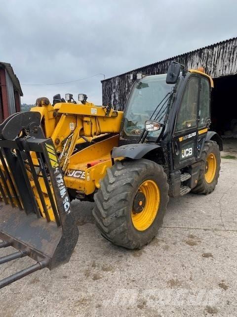 JCB 538-60 معدات مناولة لأغراض الزراعة