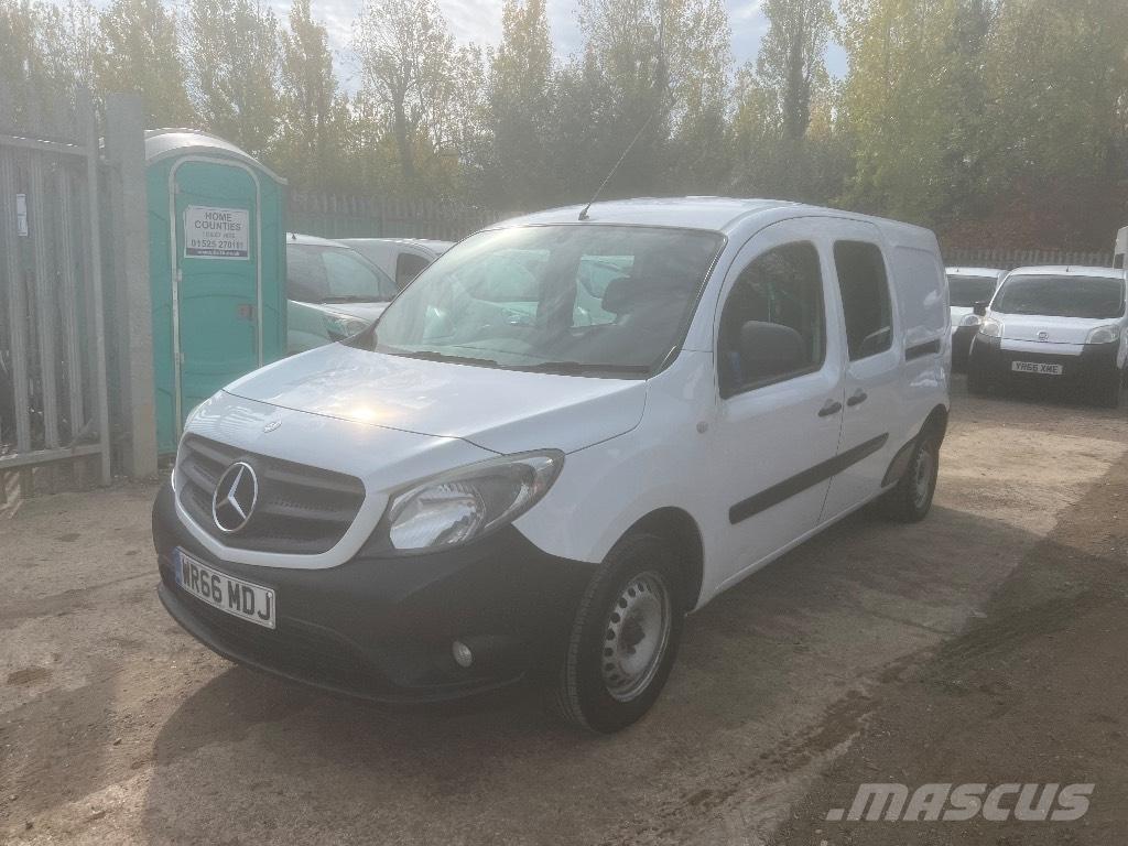 Mercedes-Benz Citan شاحنة مقفلة