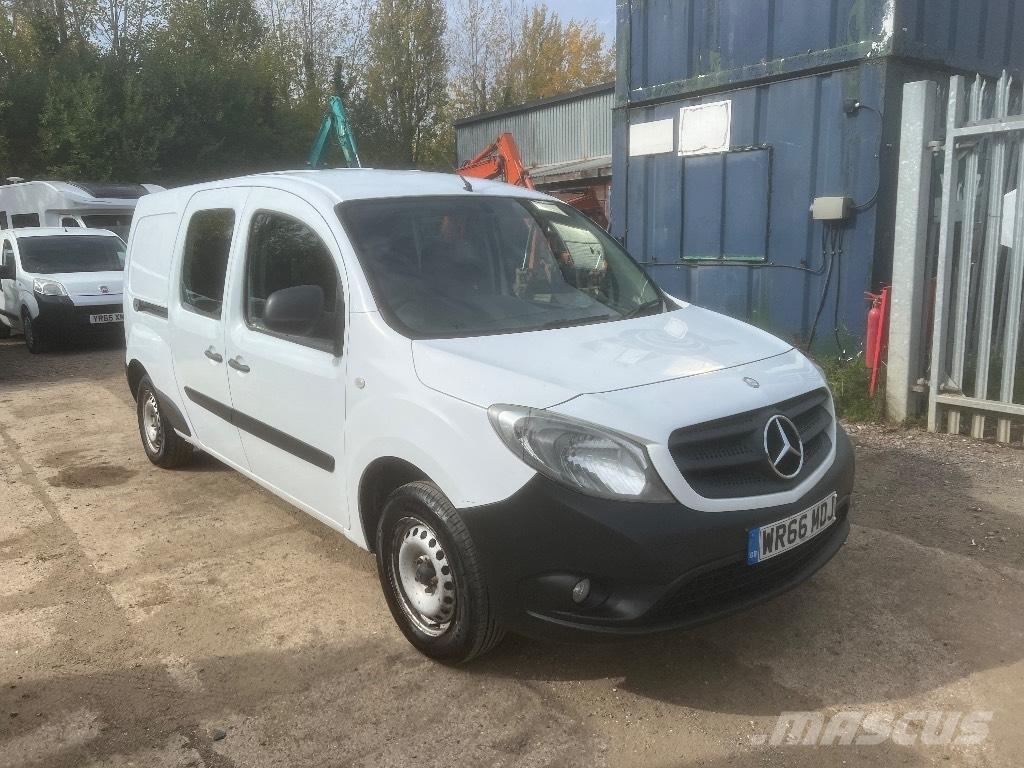 Mercedes-Benz Citan شاحنة مقفلة