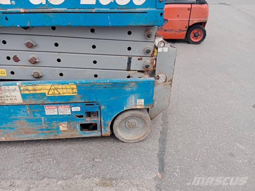 Genie GS 1930 رافعات مقصية الشكل