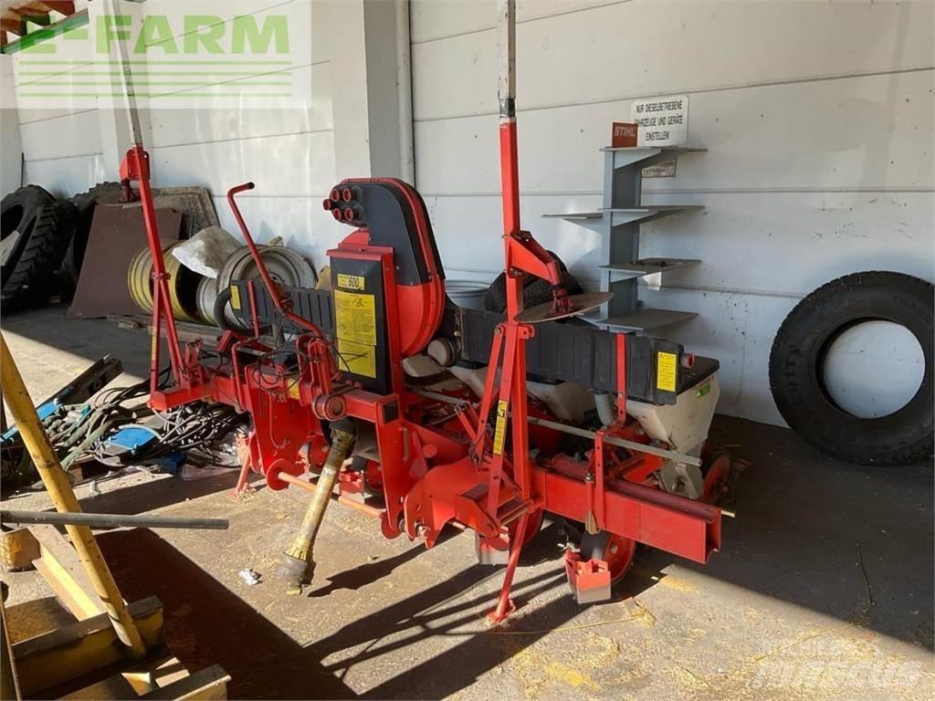 Kuhn Planter 2 ماكينات البذر الدقيق