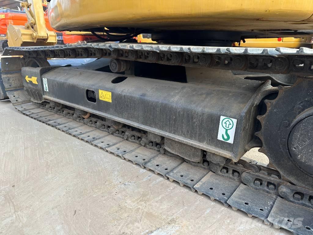 CAT 308 C حفارات زحافة