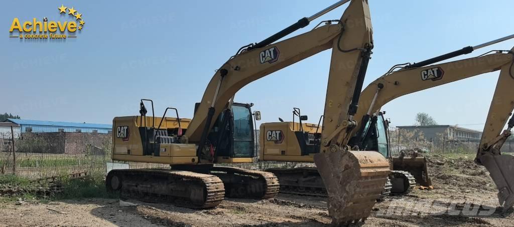 CAT 323 حفارات زحافة