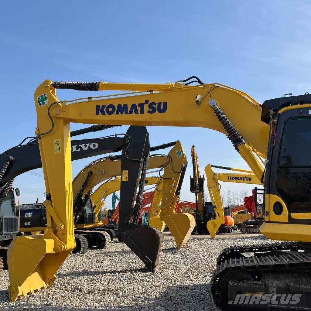 Komatsu PC 200 حفارات زحافة