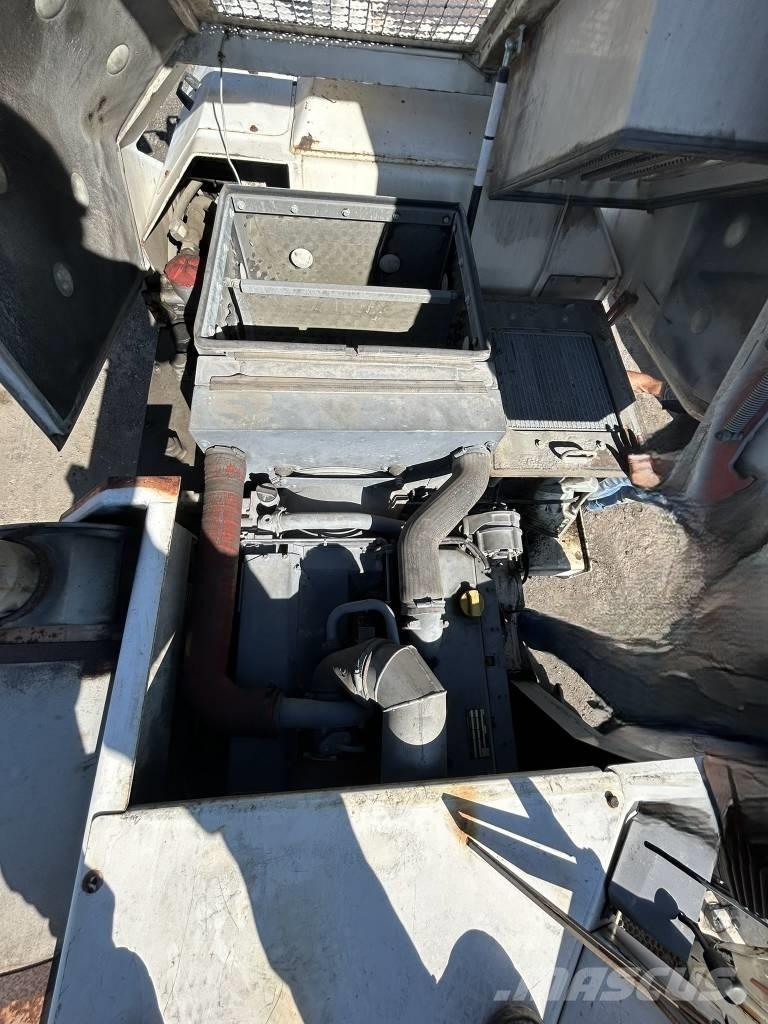 Wirtgen W 1200 F ماكينات الكشط البارد للأسفلت