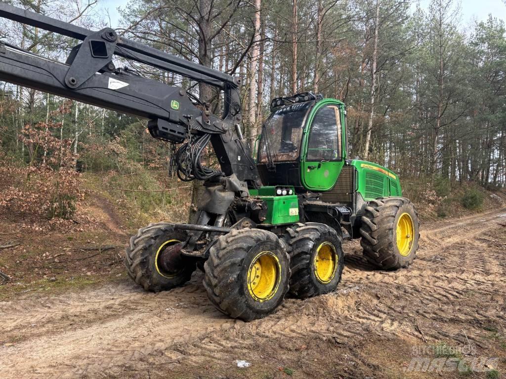 John Deere 1170 E حصادات